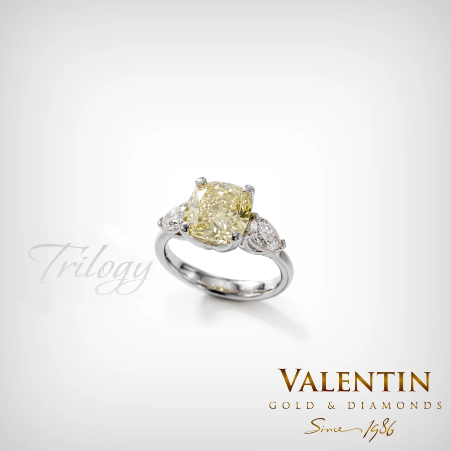 Златен пръстен Cushion Diamond 4766