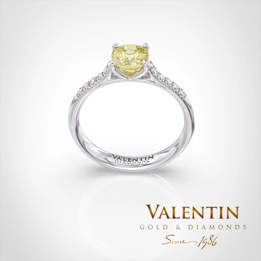 Cushion Engagement Ring 4759 – white gold