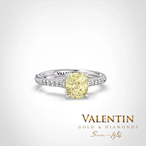 Cushion Engagement Ring 4759 – white gold