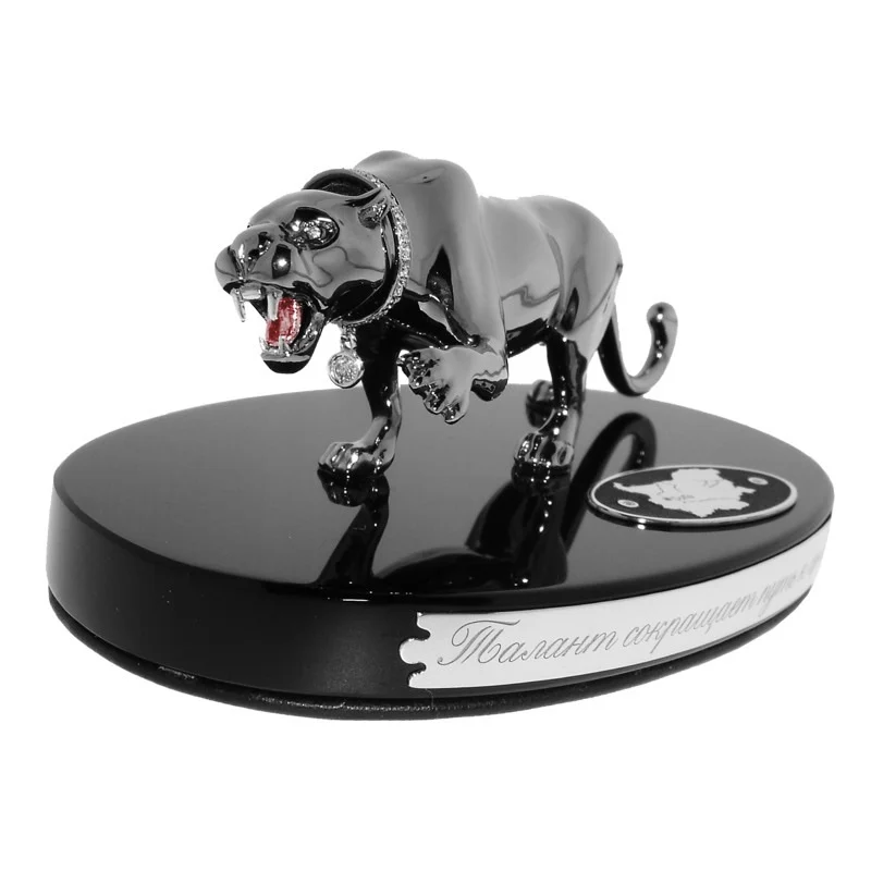 PANTHER - Presence and Beauty