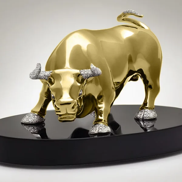 BULL - Strength and Determination