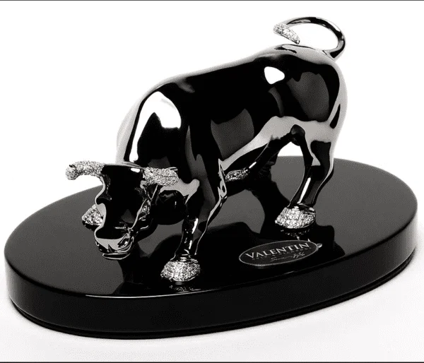 bull 2 BULL - Strength and Determination