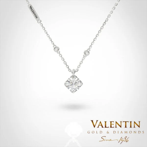 Златен медальон Diamond Lotus 6903 – бяло злато