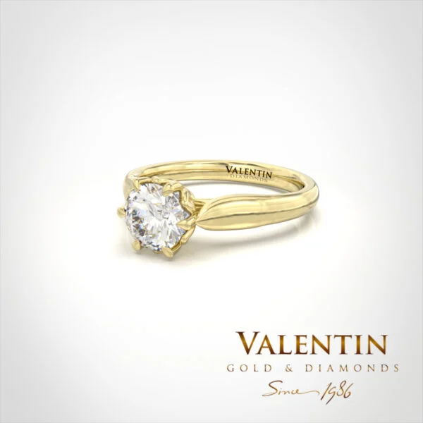 Engagement Ring 4749 – yellow gold
