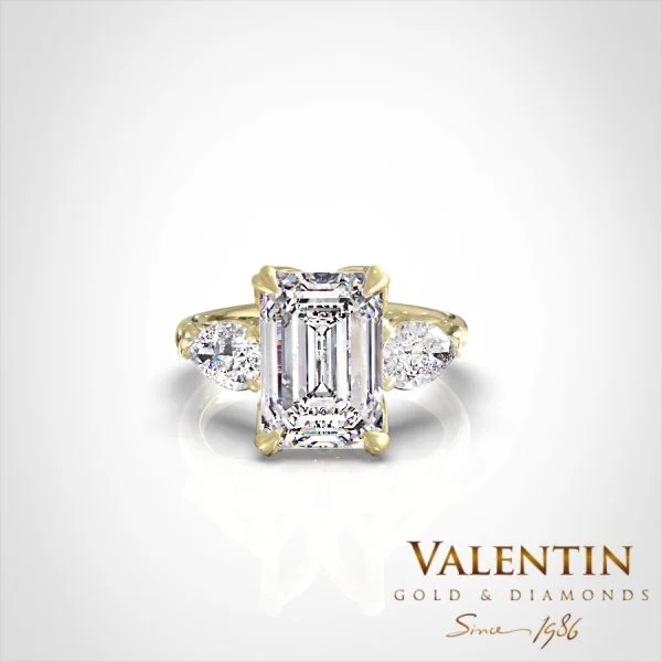 Златен пръстен Emerald Diamond Lab 4766 – жълто злато