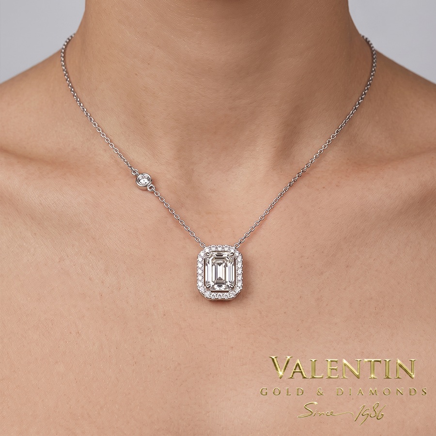 Златен медальон Adore Collection 6956