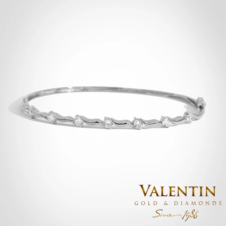 Women's Gold Bangle 8298 – white gold