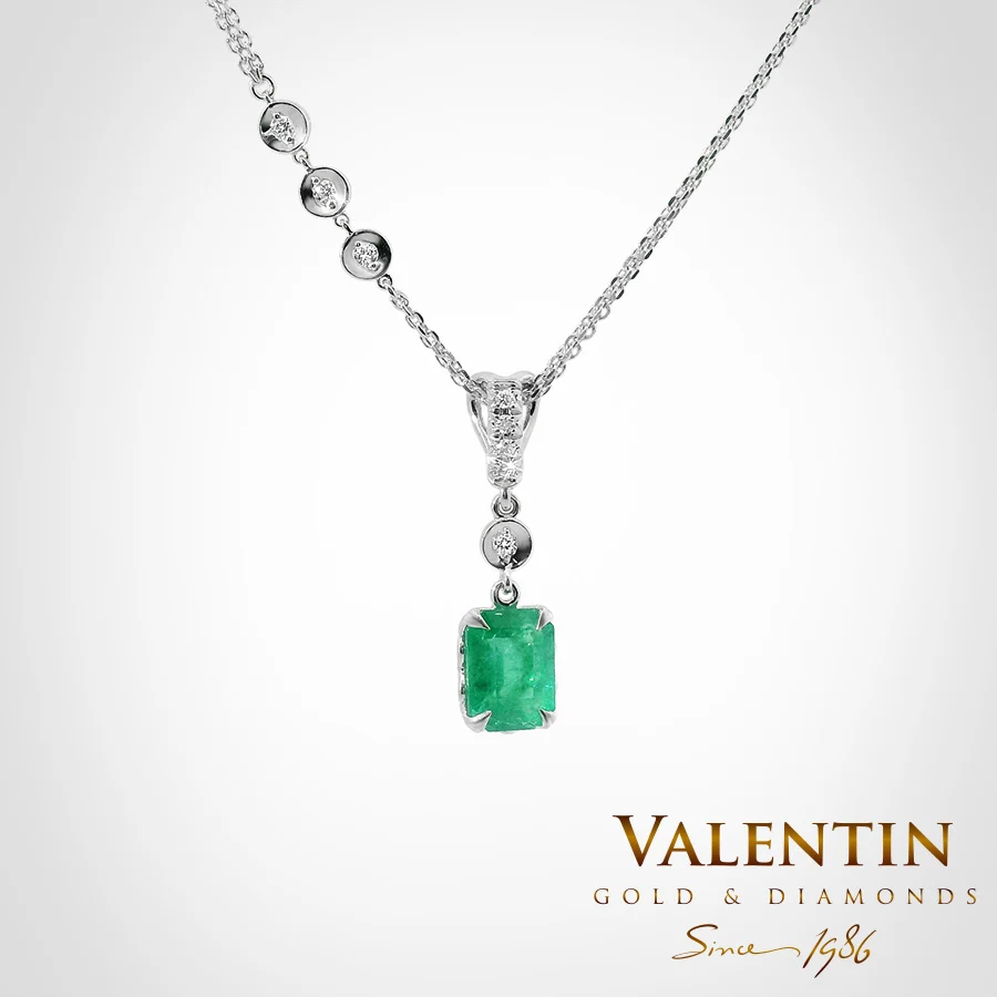 Green Adore Gold Pendant 6957