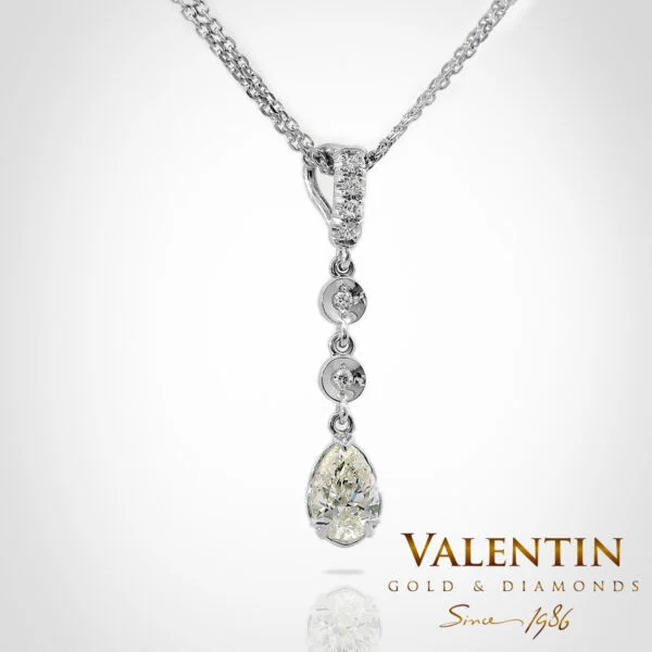 Златен медальон Pear with Diamonds 6939-2 – бяло злато