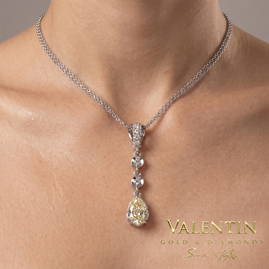 Златен медальон Pear with Diamonds 6939-2 – бяло злато