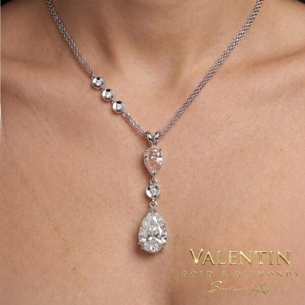 Златен медальон Pear with Diamonds 6939-1 – бяло злато