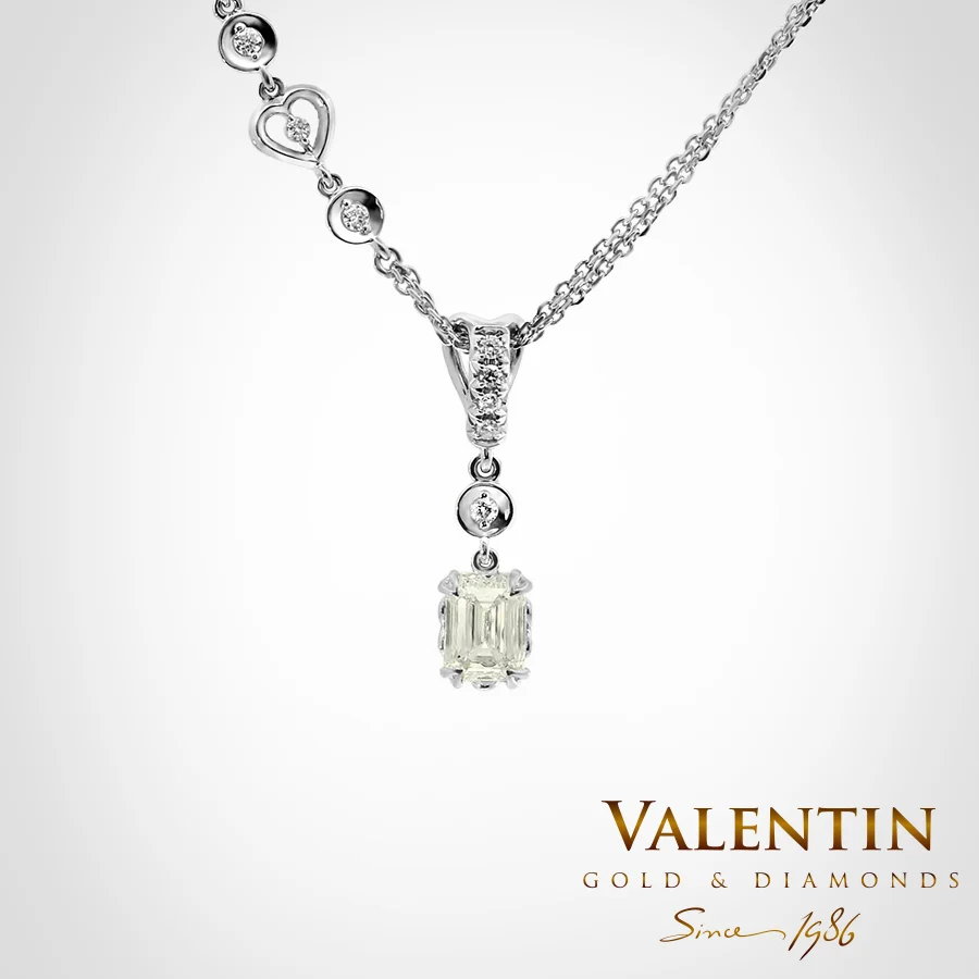 Diamond Emerald Gold Pendant 6957 – white gold