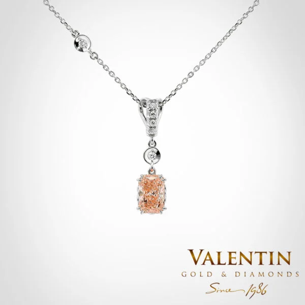 Pink Radiant Gold Pendant 6957