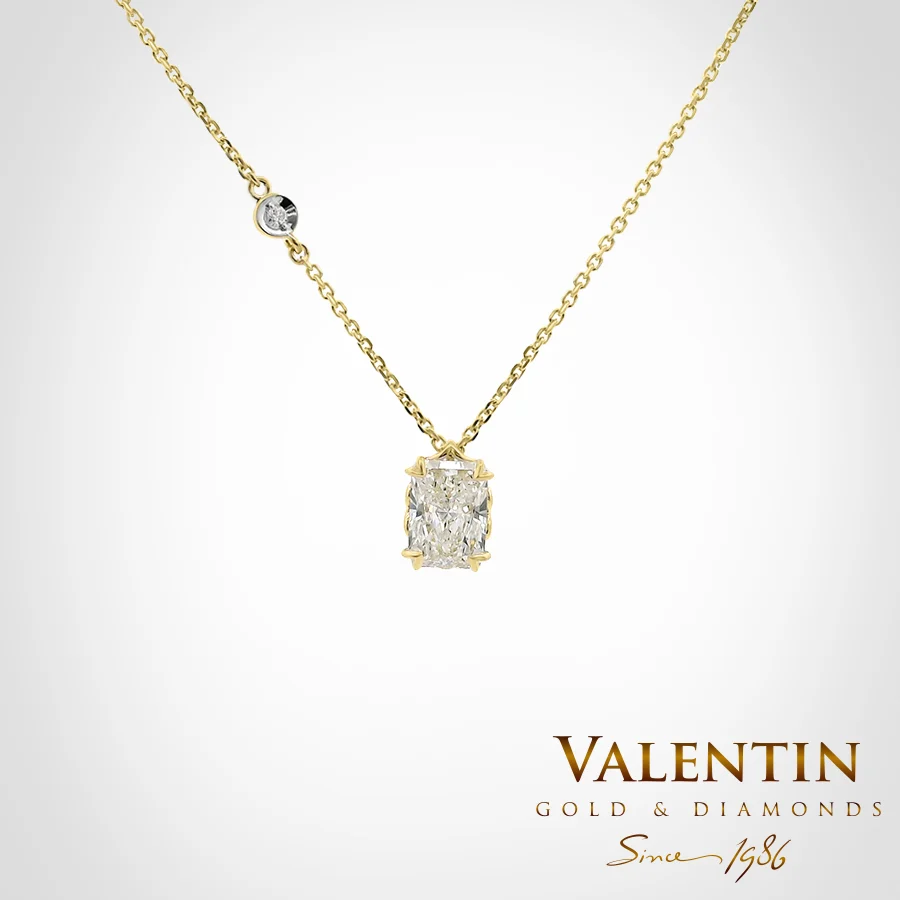 Light Radiant Gold Pendant 6960 – yellow gold