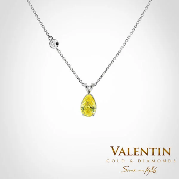 Златен медальон Yellow Pear 6962