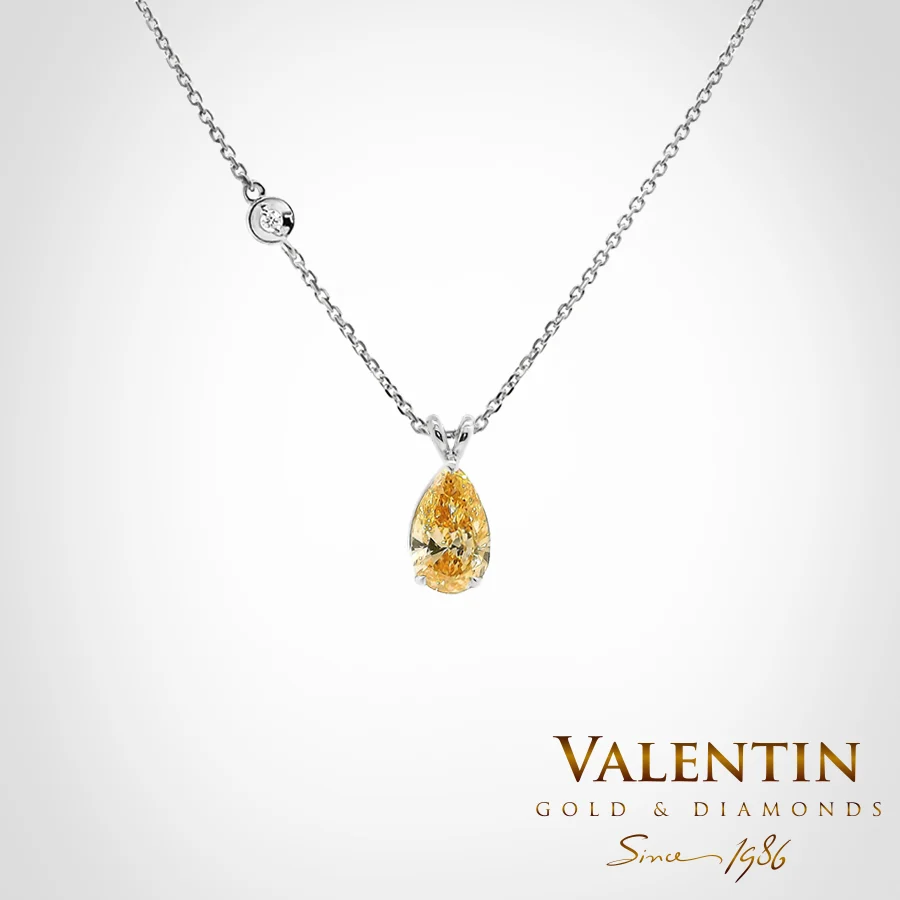 Златен медальон Yellow Pear 6962