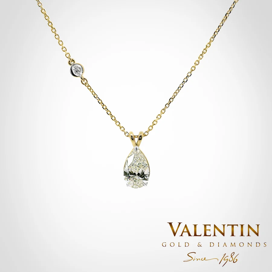 6962 Yellow 1.03ct Златен медальон Light Pear 6962 – жълто злато