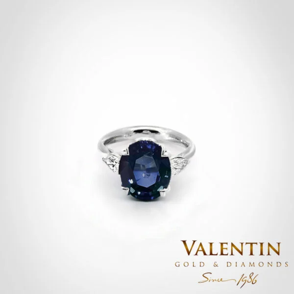 Oval Sapphire Gold Ring 4766-2 – white gold
