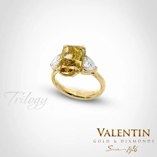 Fancy Intense Brownish Yellow Radiant Lab Gold Ring 4766-3