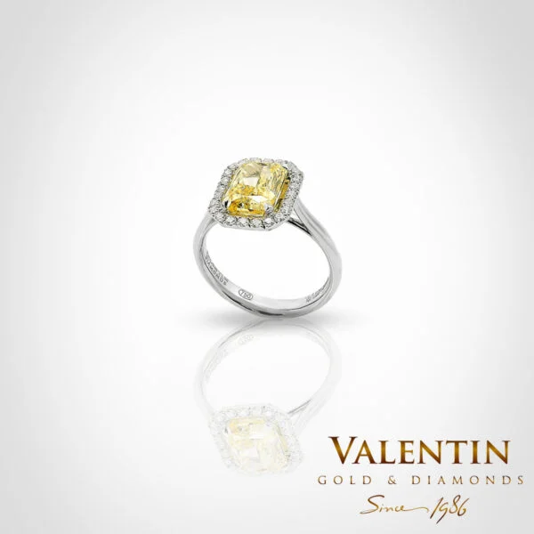 Годежен пръстен Yellow Diamond Lab 4776