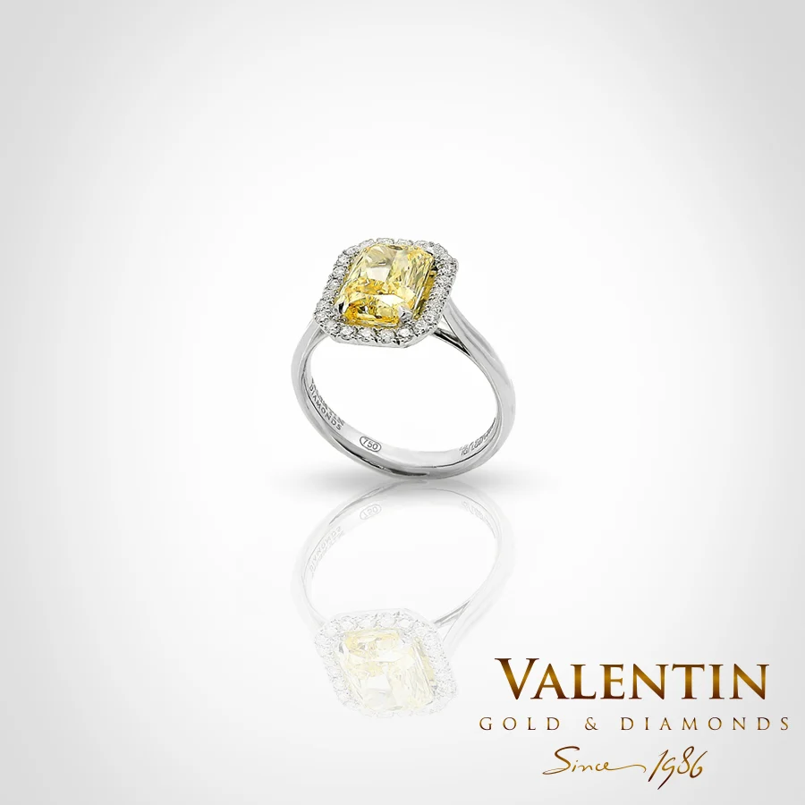 Engagement Ring Yellow Diamond Lab 4776