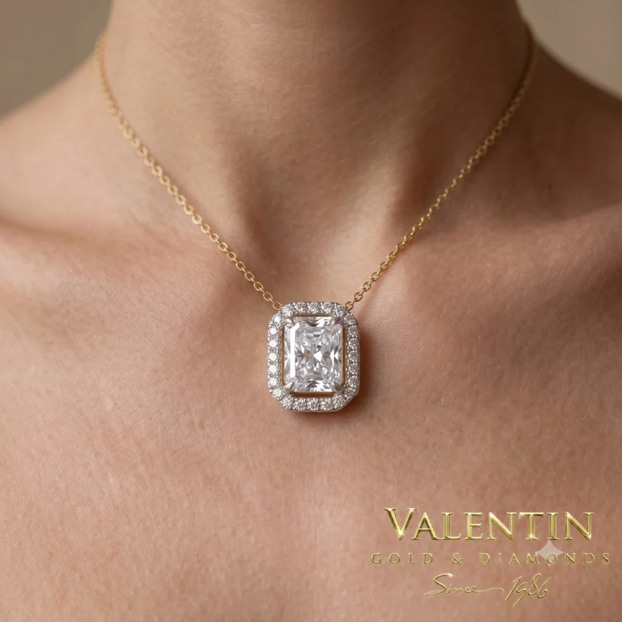 Light Diamond Lab Gold Pendant 6956 – yellow gold