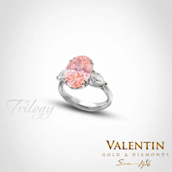 Златен пръстен Fancy Vivid Pink Oval Lab 4766