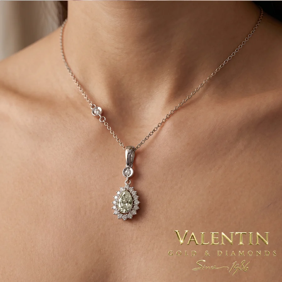 Glamour Pear White Gold Pendant 6904-1